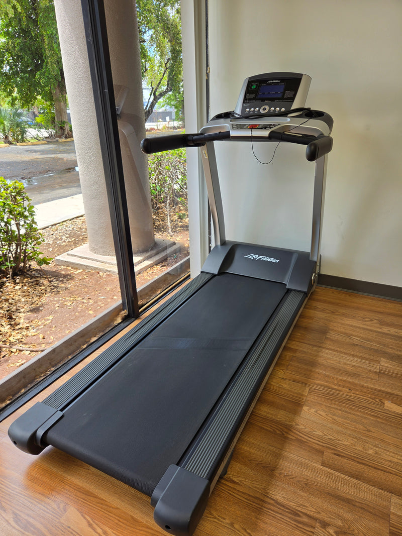 Used Life Fitness Treadmill T3